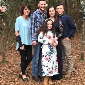 Meet your Posher, Melissa